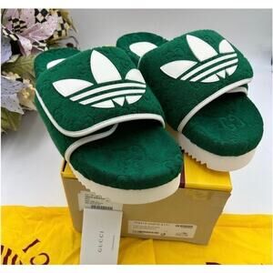 **********Men’s Green Gucci X Adidas limited edition monogrammed slides. Sz 11. Authentic Gucci x Adidas Green GG Monogram Slides Sandals  main image 3
